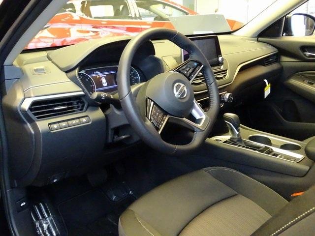 56657-3668-nissan-altima-2019-13519