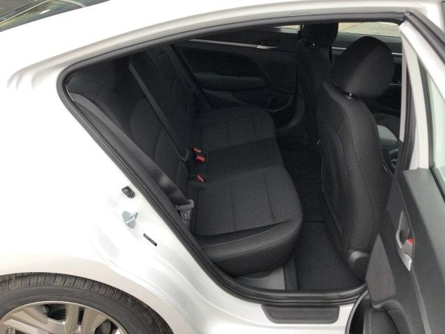 5667-hyundai-elantra-2019-48422f45