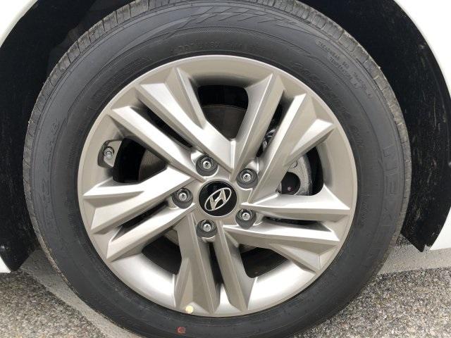 5673-hyundai-elantra-2019-48422f45