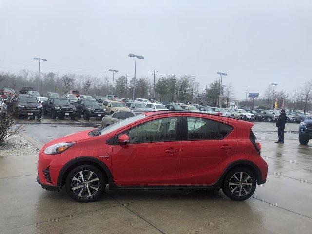 5676-toyota-priusc-2019-1205