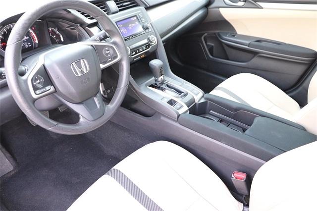 honda-civic-2017-p-19xfc2f57he209867image-8