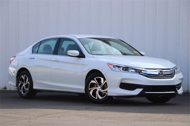 honda-accord-2017-p-1hgcr2f34ha185905image-2