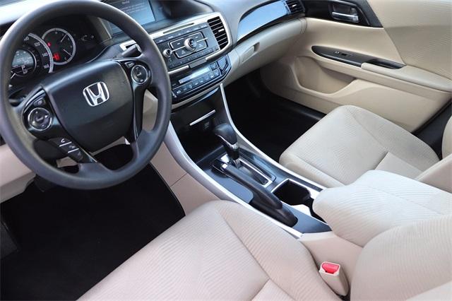 honda-accord-2017-p-1hgcr2f34ha185905image-8