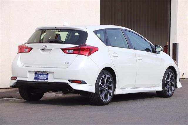 toyota-corollaim-2017-p-jtnkarje6hj529720image-6