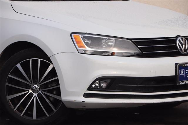 volkswagen-jetta-2016-p-3vwd17aj3gm291192image-3