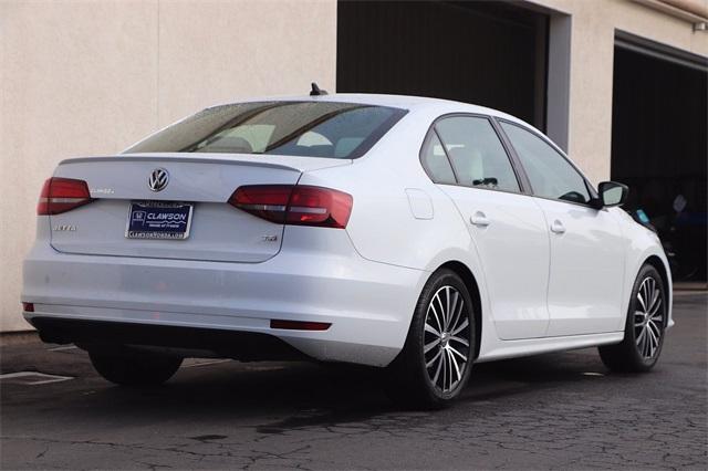 volkswagen-jetta-2016-p-3vwd17aj3gm291192image-6