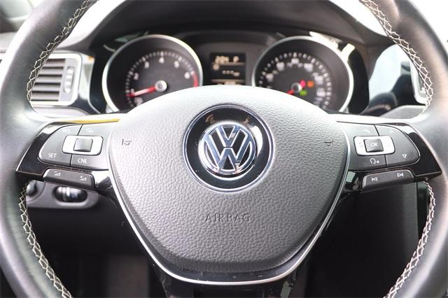 volkswagen-jetta-2016-p-3vwd17aj1gm249748image-21