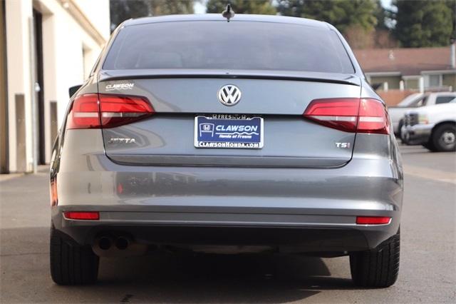 volkswagen-jetta-2016-p-3vwd17aj1gm249748image-7