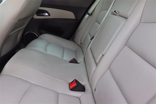 chevrolet-cruze-2015-p-1g1pg5sb1f7134739image-10