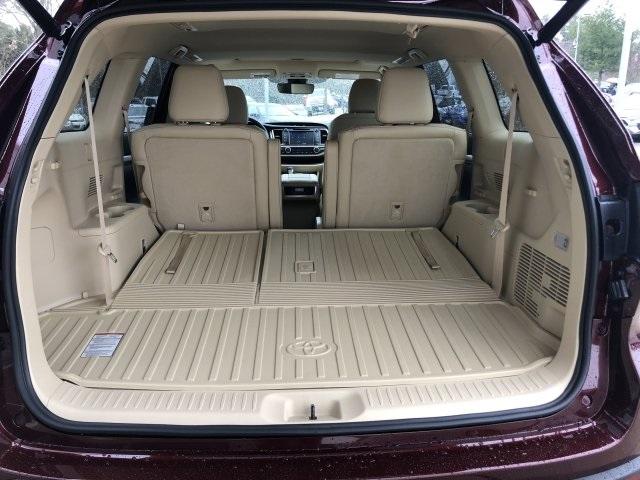 5805-toyota-highlander-2019-