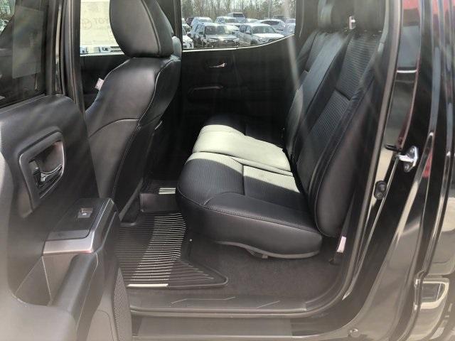 5875-toyota-tacoma-2019-7568