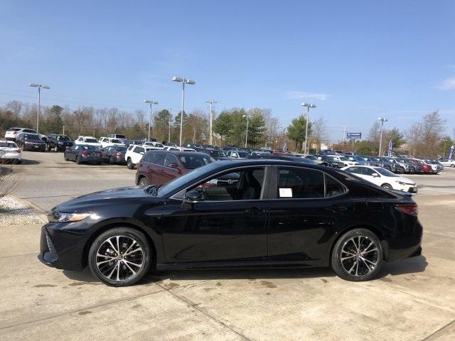5882-toyota-camry-2019-2546