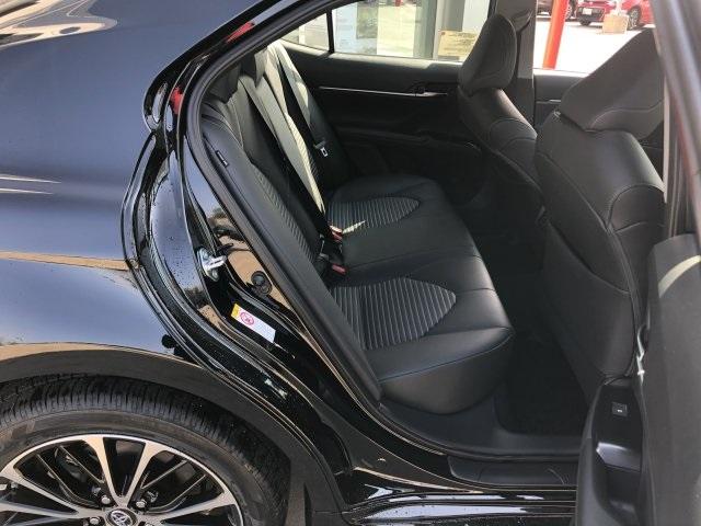 5887-toyota-camry-2019-2546