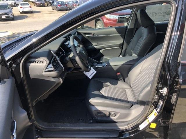 5889-toyota-camry-2019-2546