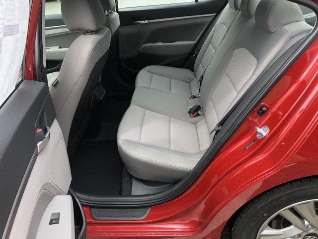 5923-hyundai-elantra-2019-48422f45