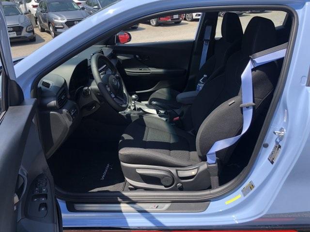 6001-hyundai-veloster-2019-f1353f45