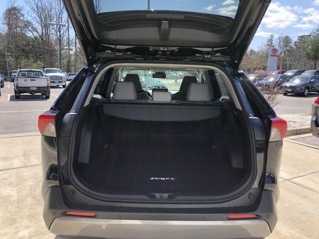 6013-toyota-rav4-2019-4452
