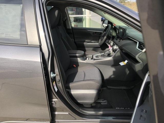 6081-toyota-rav4-2019-4432