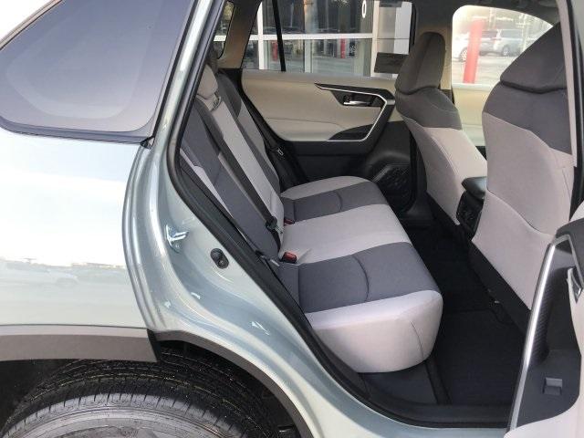 6240-toyota-rav4-2019-4446