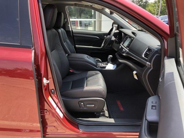 6337-toyota-highlander-2019-6952