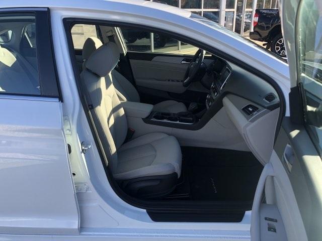 6416-hyundai-sonata-2019-284j2f4p