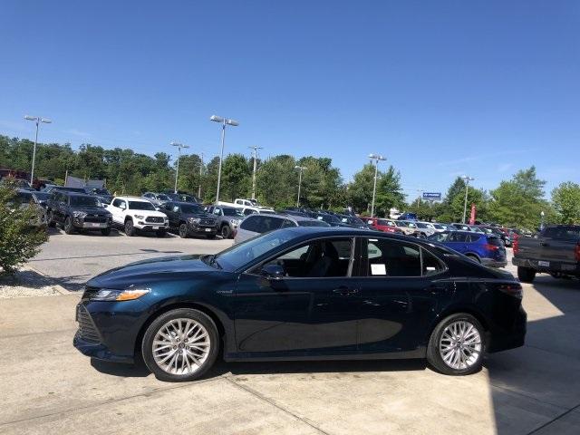 6554-toyota-camry-2019-