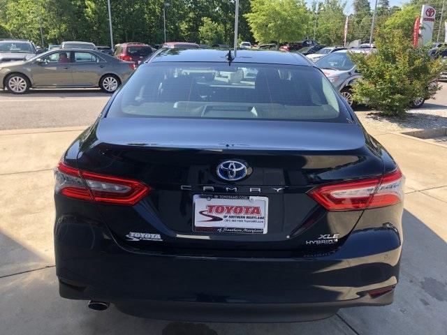 6556-toyota-camry-2019-