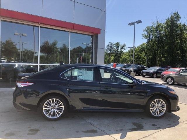 6558-toyota-camry-2019-