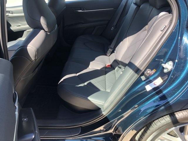 6562-toyota-camry-2019-