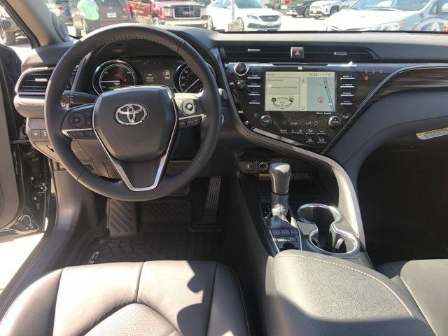 6564-toyota-camry-2019-