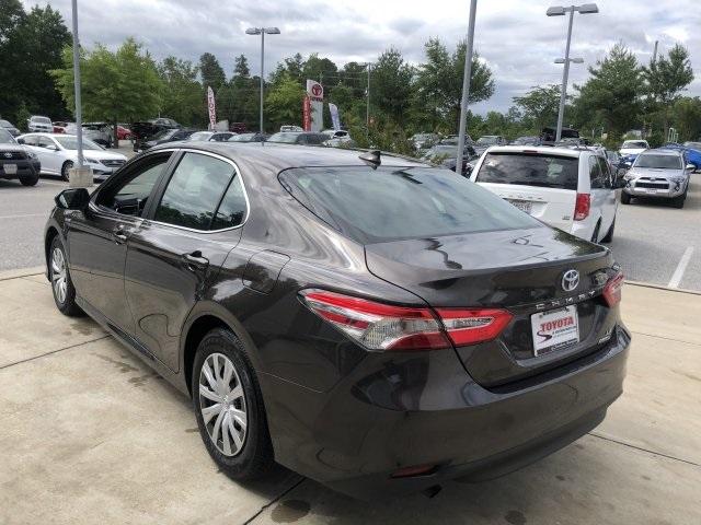 6571-toyota-camry-2019-
