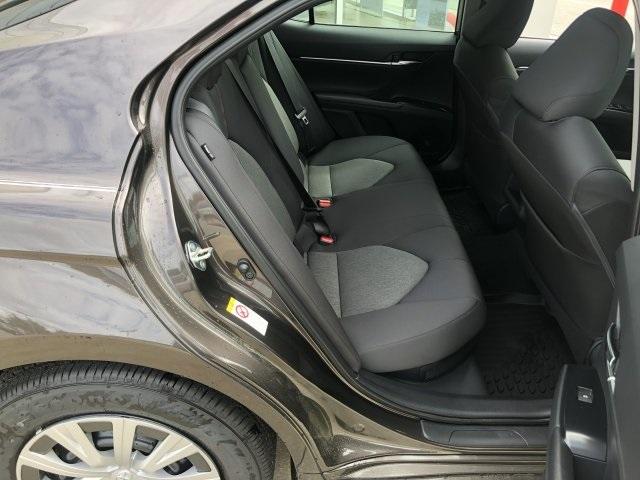 6576-toyota-camry-2019-