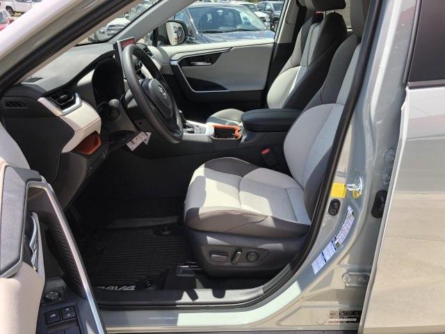 6674-toyota-rav4-2019-4446