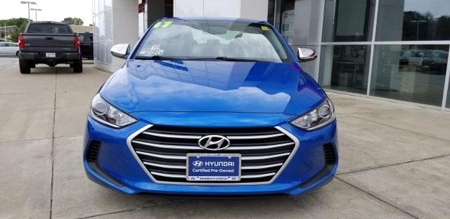 6738-hyundai-elantra-2017-48412f45