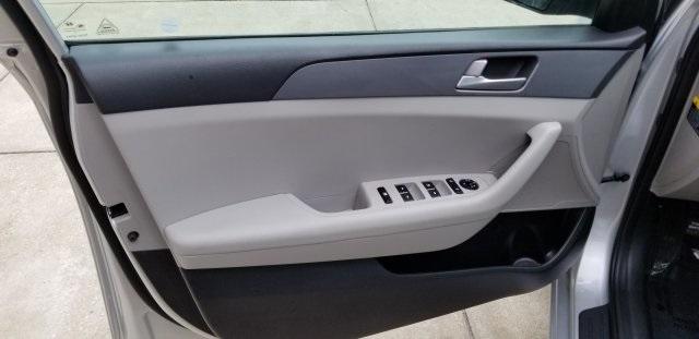 6777-hyundai-sonata-2017-28412f45