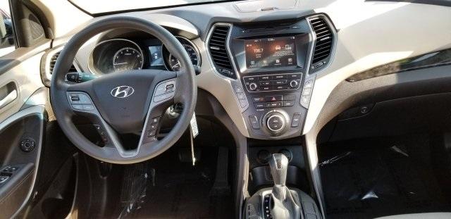6881-hyundai-santafe-2017-j0412a65