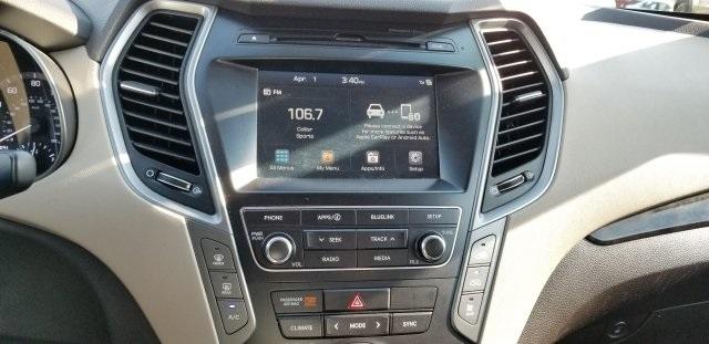 6882-hyundai-santafe-2017-j0412a65