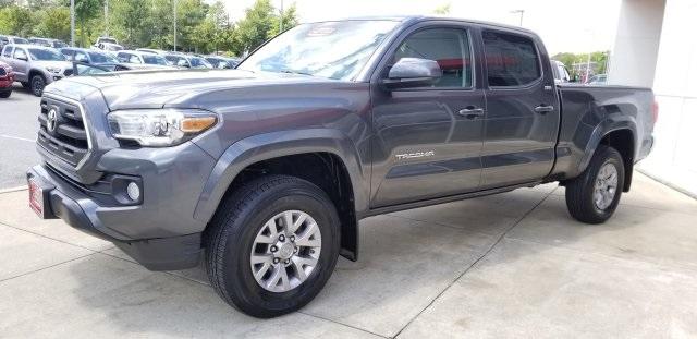 6894-toyota-tacoma-2017-