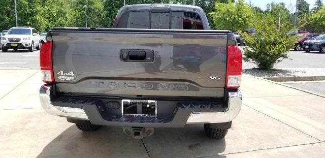 6898-toyota-tacoma-2017-