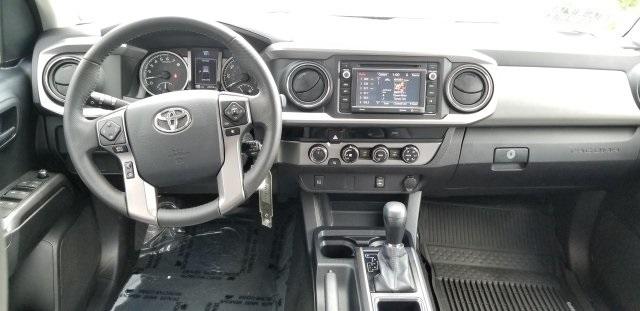 6902-toyota-tacoma-2017-