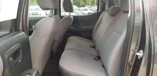 6907-toyota-tacoma-2017-