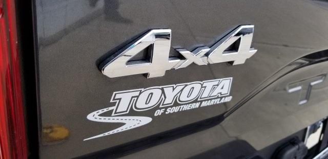 6910-toyota-tacoma-2017-