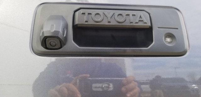 6974-toyota-tundra-2017-