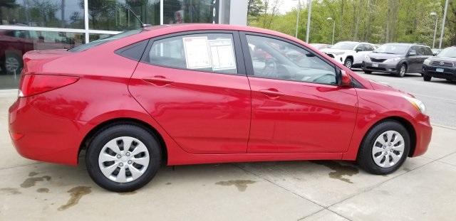6987-hyundai-accent-2017-16412f45