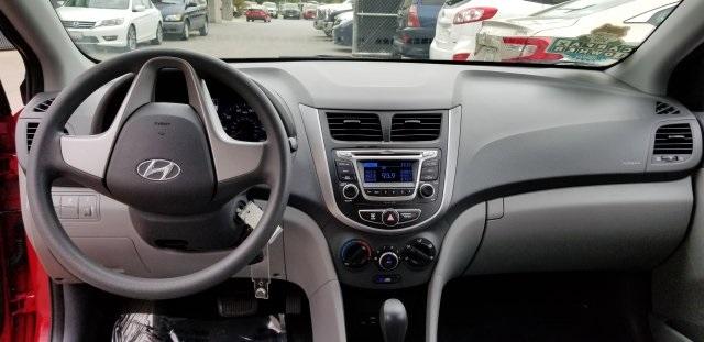 6989-hyundai-accent-2017-16412f45