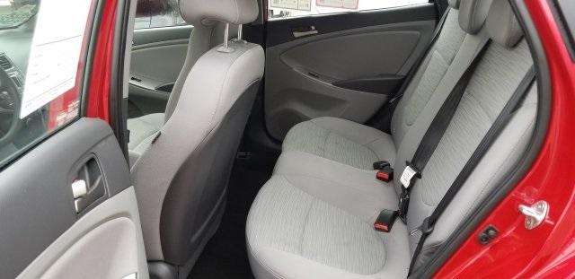 6995-hyundai-accent-2017-16412f45