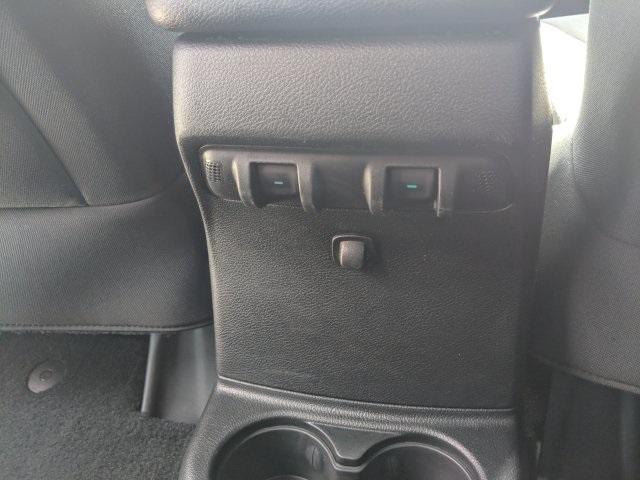 7058-jeep-wrangler-2017-jkjp74