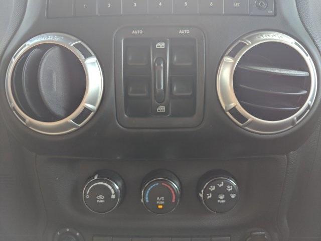 7062-jeep-wrangler-2017-jkjp74