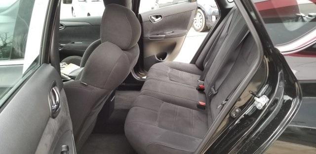 7111-nissan-sentra-2017-12517