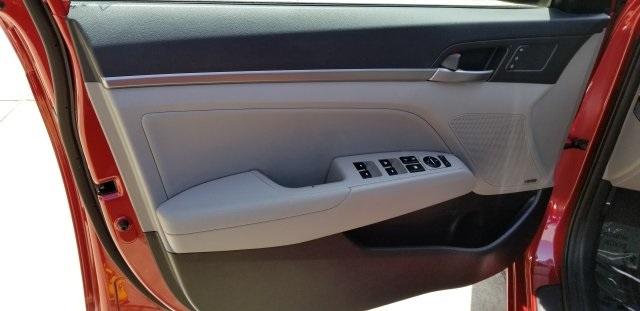7141-hyundai-elantra-2017-47452f4p